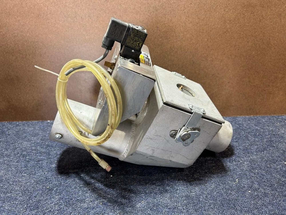 CONAIR material Hopper Isolate Receiver Model CV3: Used Surplus. Item CV3