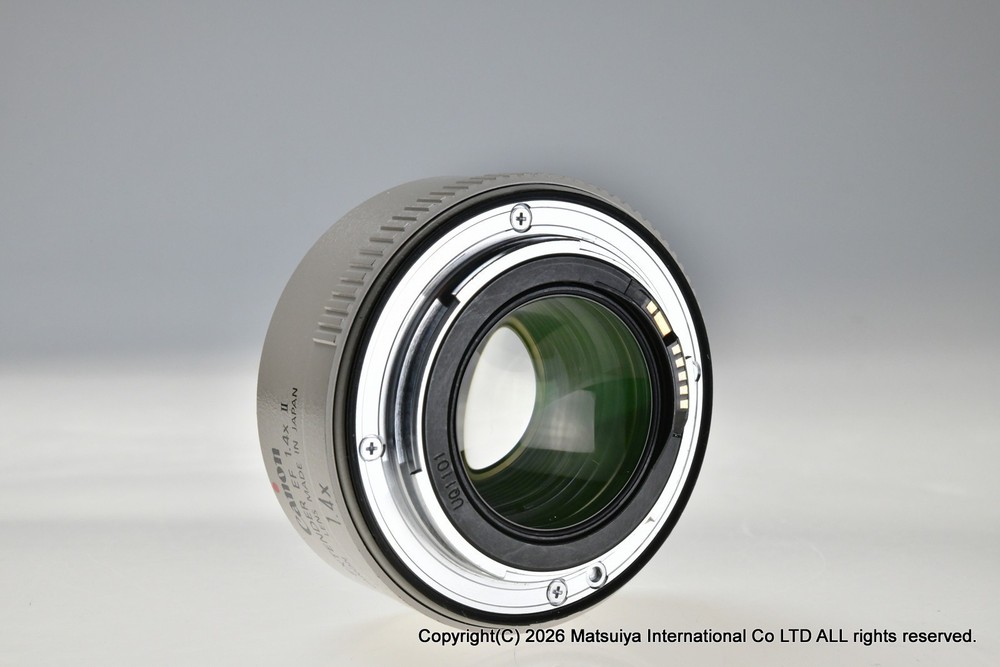 Near Condition Canon Extender