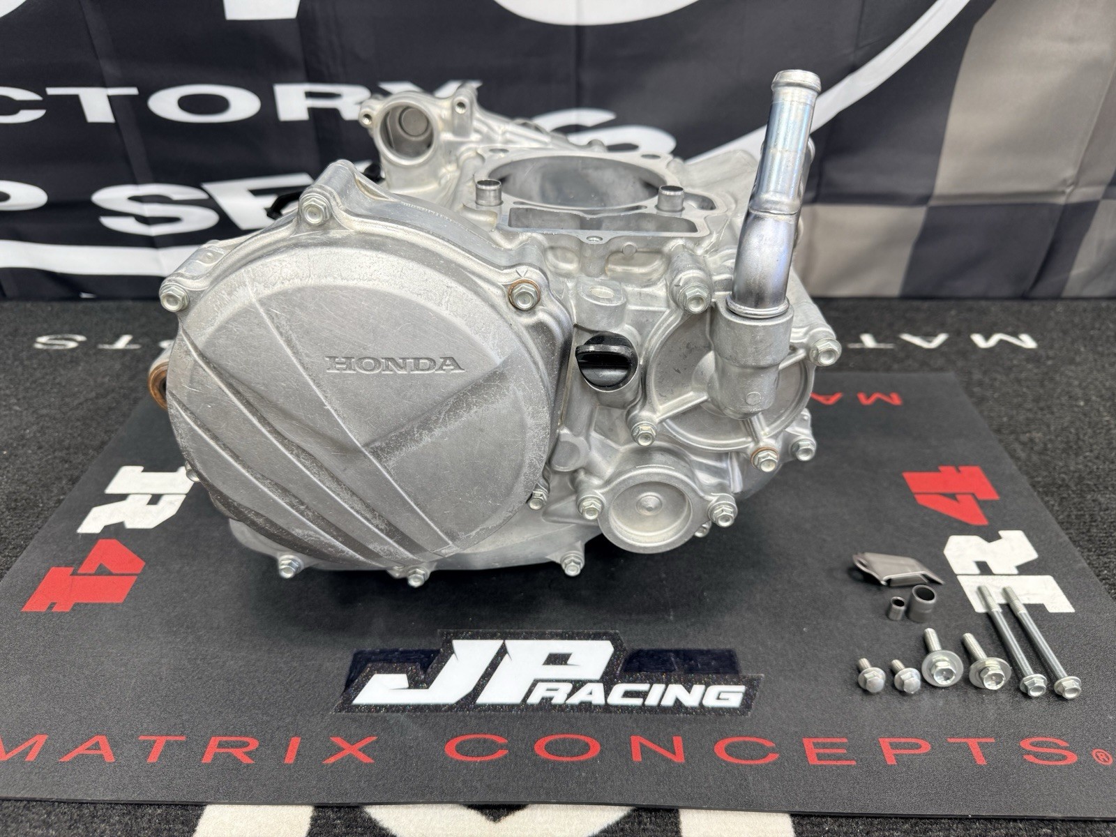 2023 HONDA CRF250R OEM ENGINE CASES LEFT/RIGHT W/COVERS COMPLETE! 11300-K95-AA0