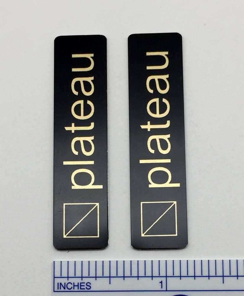 Plateau Speaker Badge Logo Emblem Pair