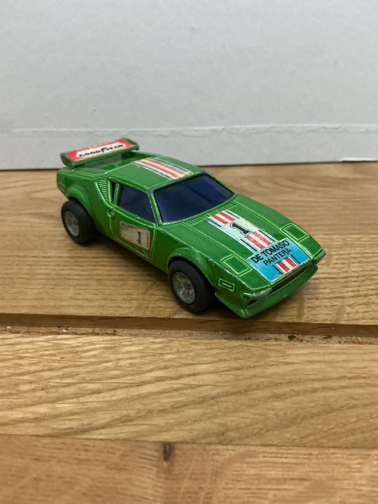 Vintage De Tomaso Pull Back Die Cast Car, fully working