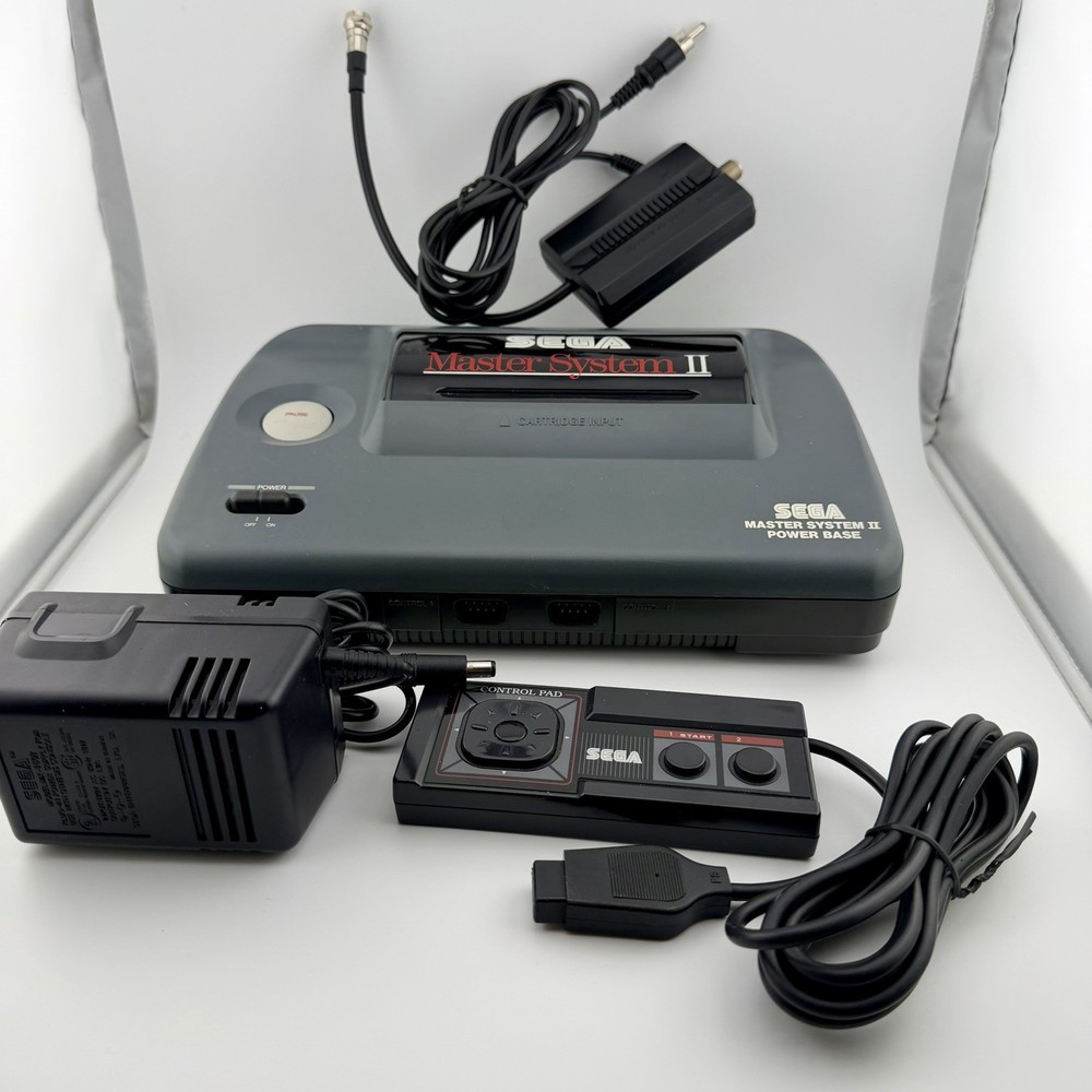 Sega Master System II 2 Launch Edition Gray Console NTSC W/ Controller & Cables