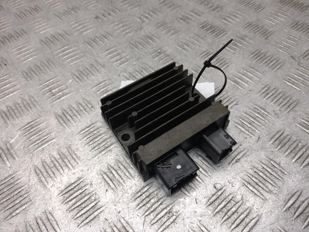 2007 HONDA SH300I  RECTIFIER REGULATOR