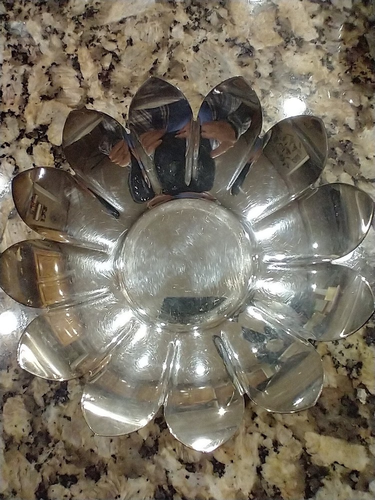 VINTAGE Reed & Barton Flower Water Lily Lotus Frog 3 Pieces SilverPlate #3002