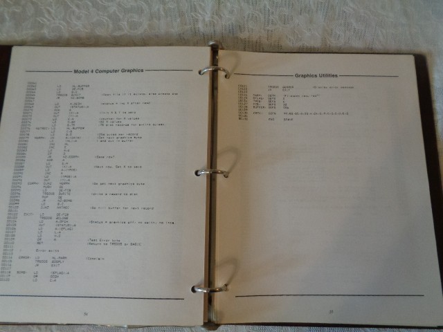 TRS - 80 Model 4 Computer Graphics w/Diskette Catalog No. 26-1126