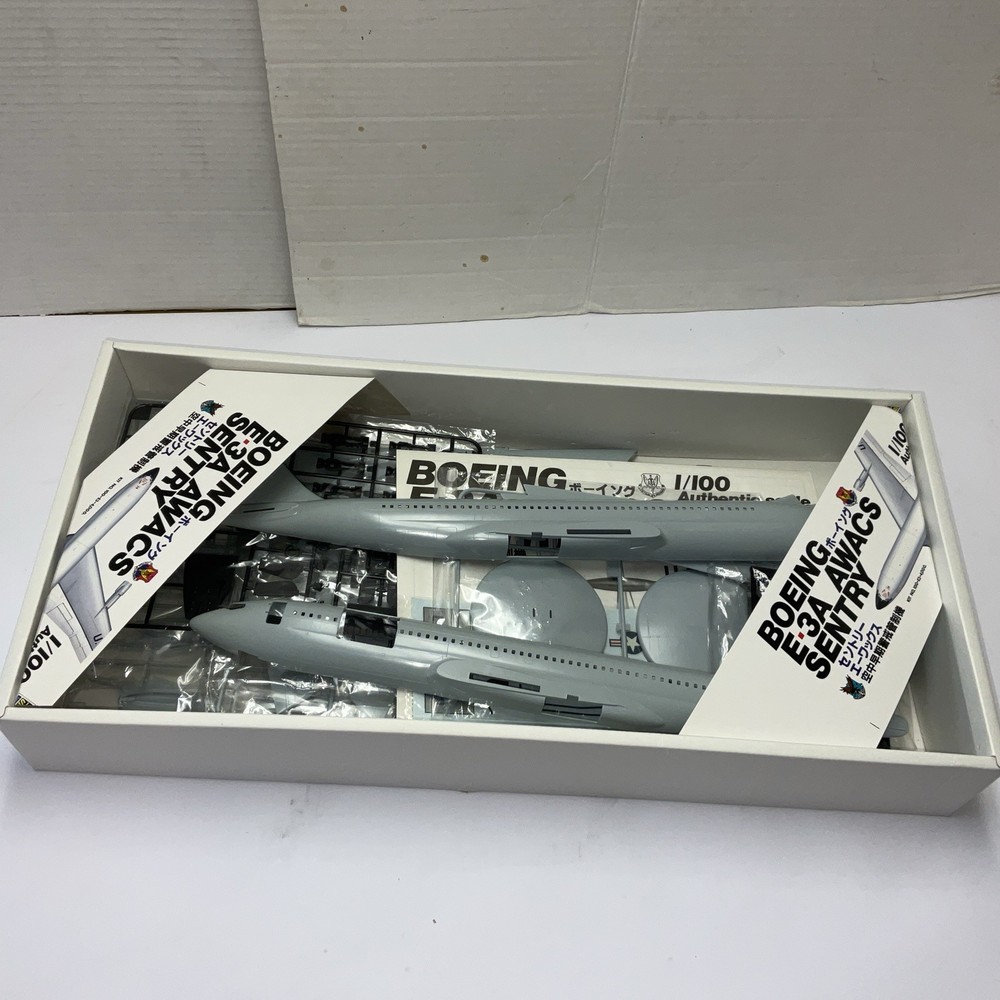 Doyusha BOEING E-3A AWACS SENTRY Model Plane