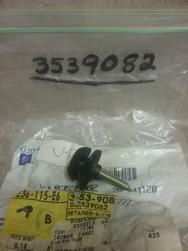 3539082 GM RETAINER, Rear Compartment Trim