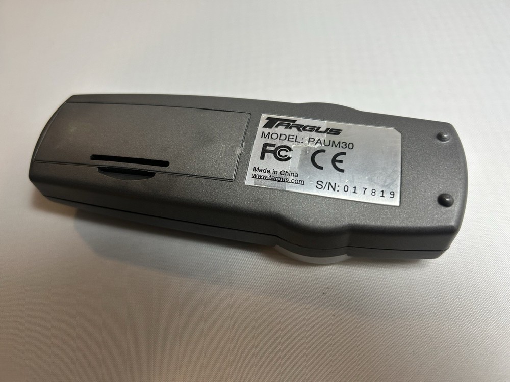 Targus PAUM30 Notebook Wireless Presenter Remote Control w/ Laser Pointer Gray