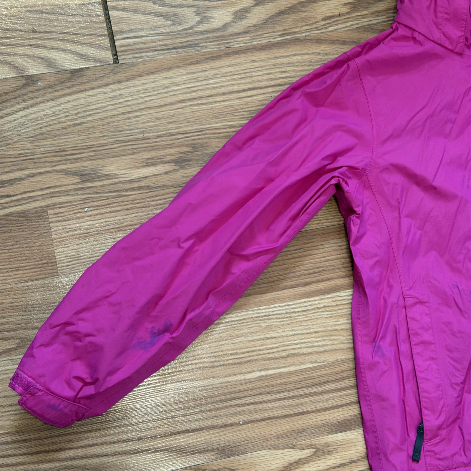 The North Face Rain Jacket Girls Small 7/8 Hyvent Pink Waterproof Hooded