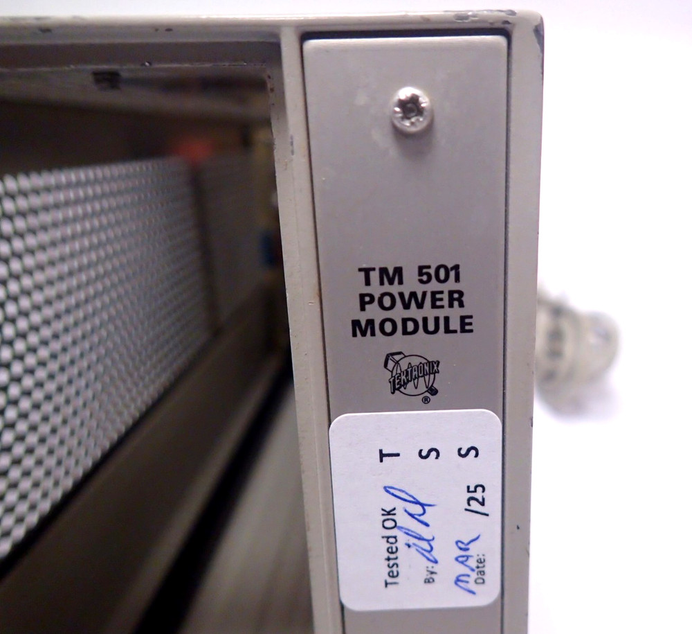 TEKTRONIX TM 501 SINGLE-BAY POWER MODULE / MAINFRAME CHASSIS