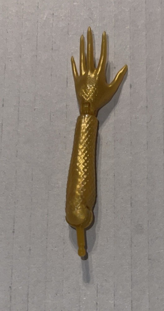 Monster High Jinafire Long LEFT Forearm & Hand