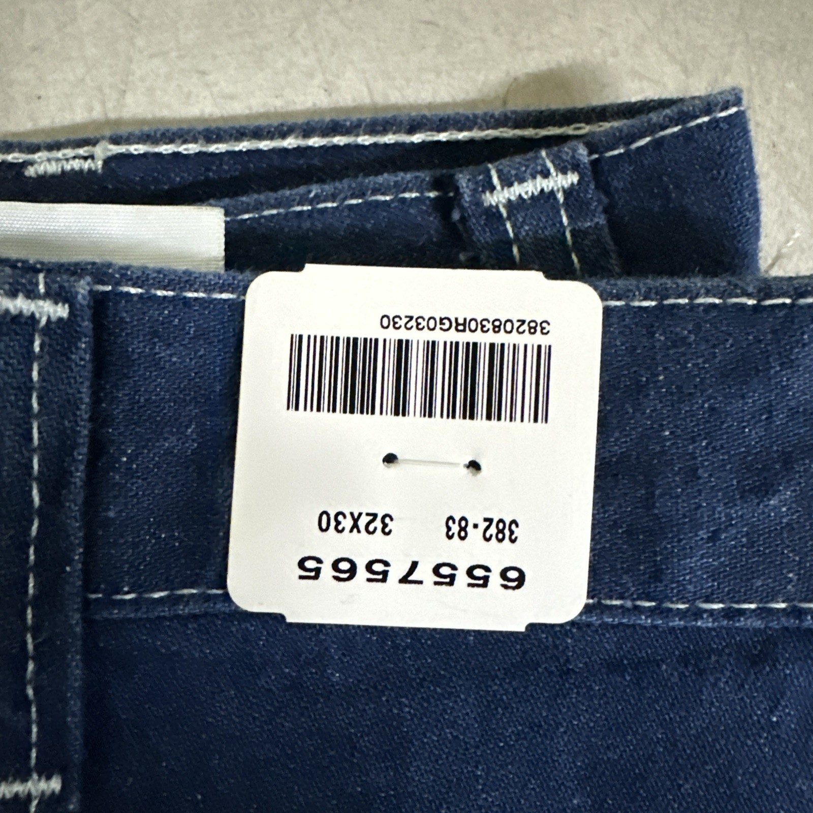 NEW Carhartt Dungaree Fit Size: 32x30 PN: 382-83