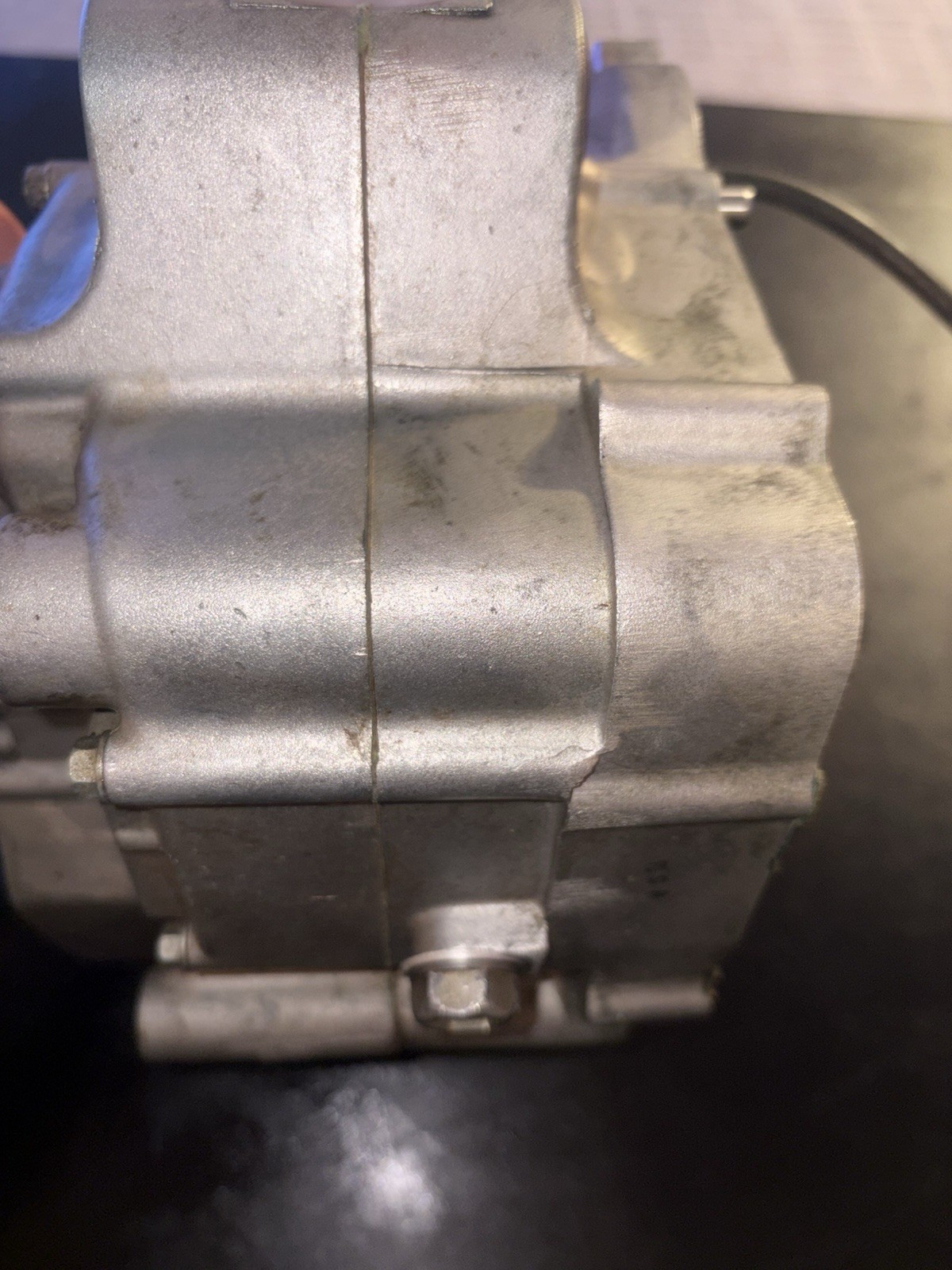 99-02 2002 CR125R CR125 OEM Engine Crankcase Crank Case Bottom End Transmission