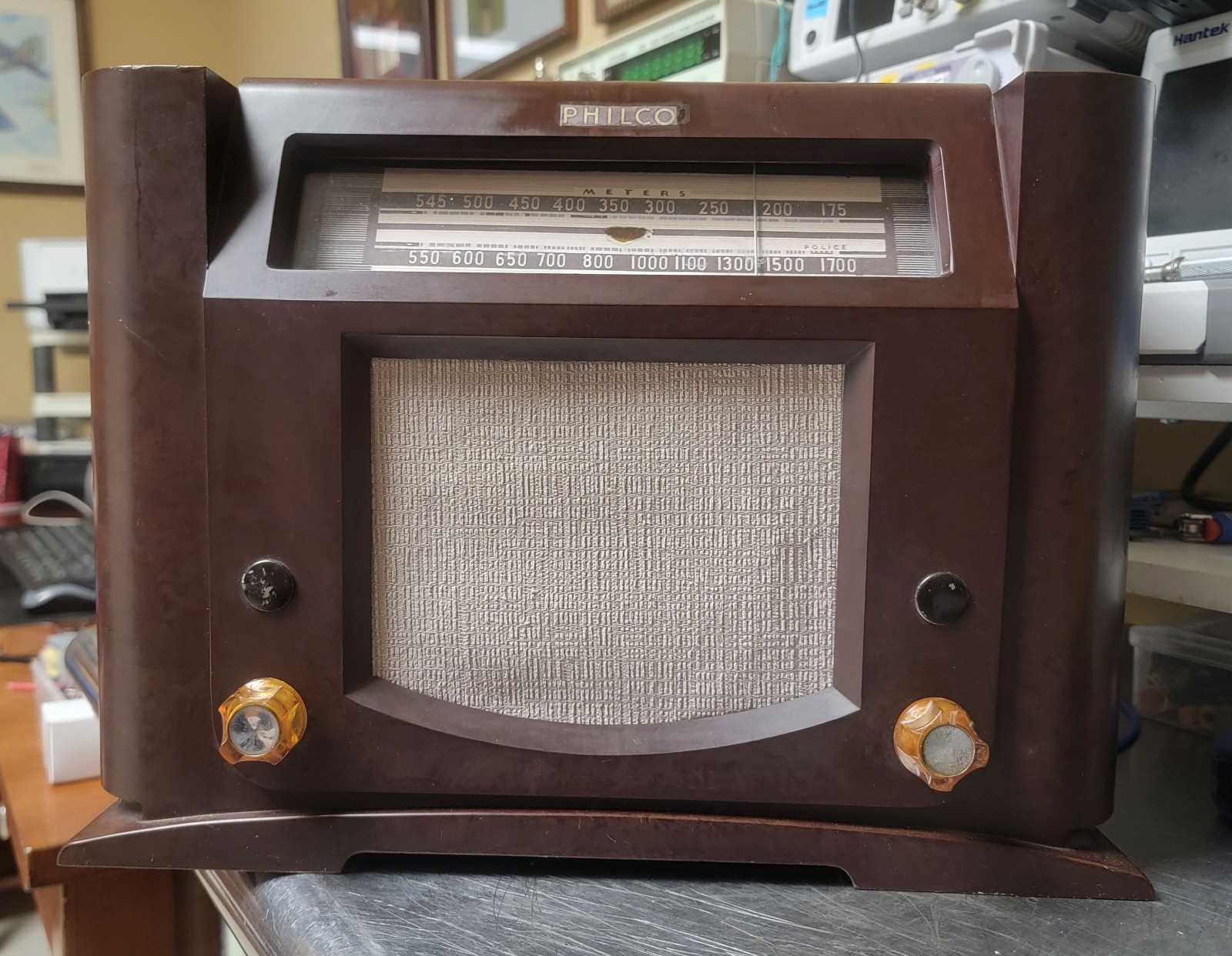 Antique Philco Model 41-90 "Farm Radio"