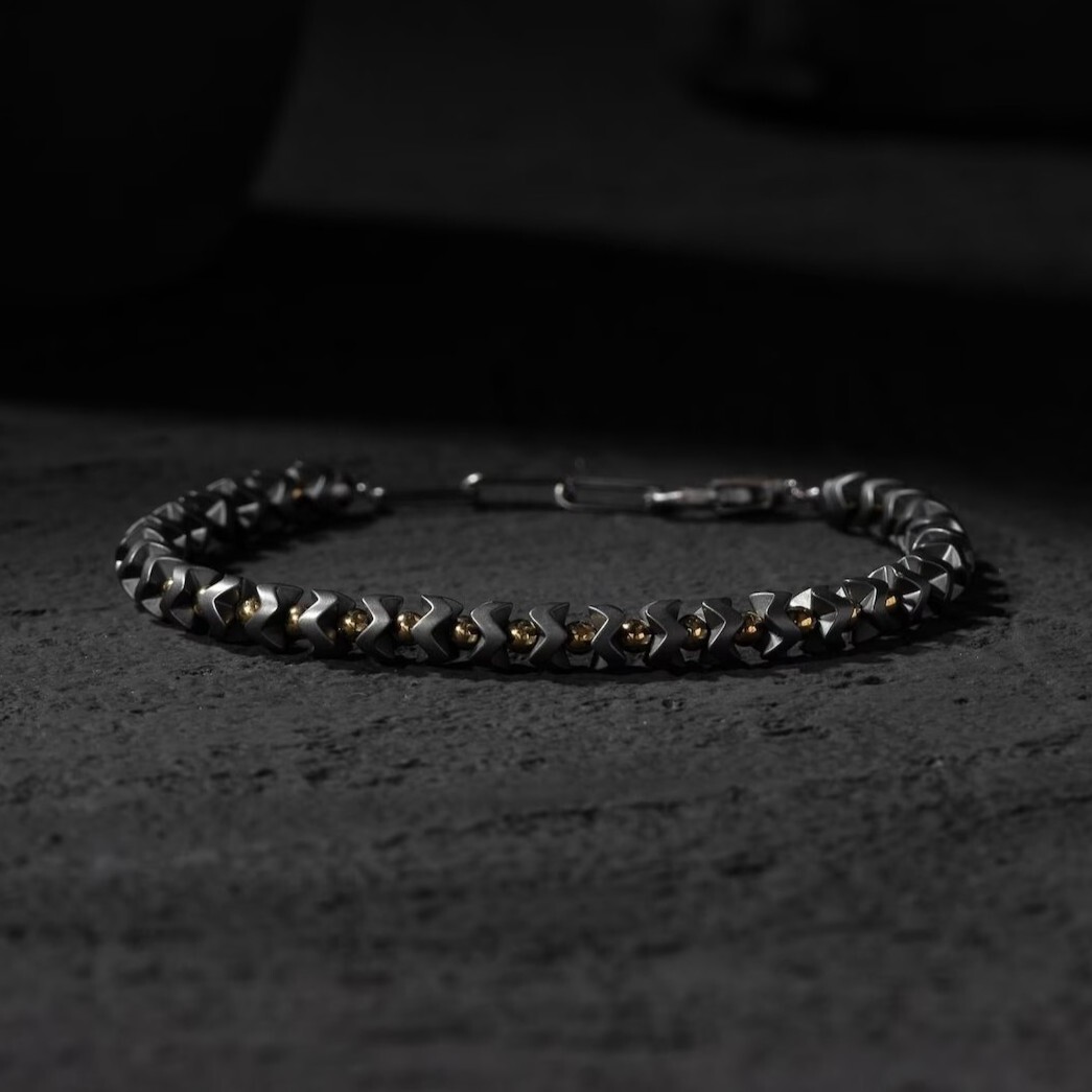 Natural Hematite Healing Protection Powerful Men's Women Lucky Bracelet Gift