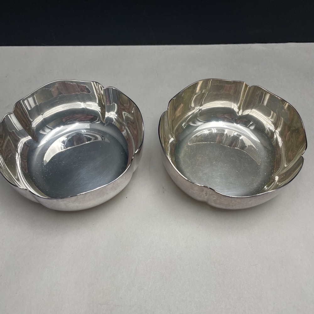 Lot (2) Mappin & Webb Silver Plated Desert Dish’s W28100 4 1/8” Wide