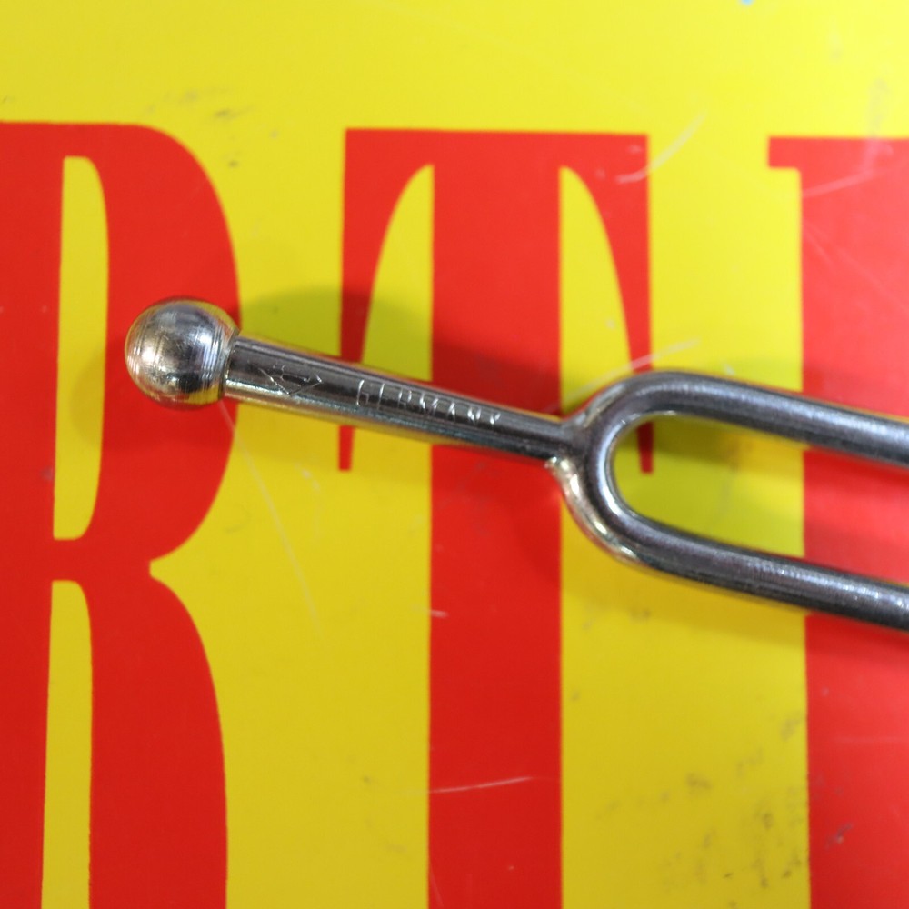 Wittner Clarissima Tuning Fork - Round A- 077hz