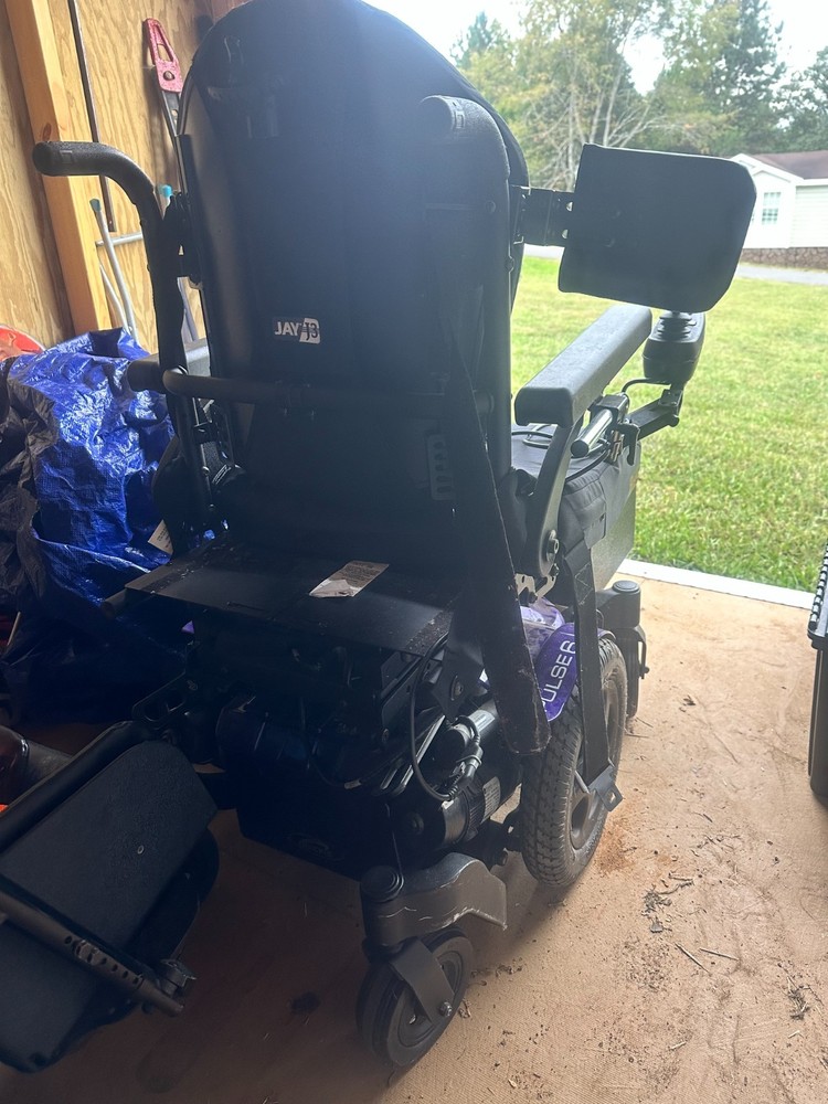 Sunrise Pulse 6 Power Chair (2)