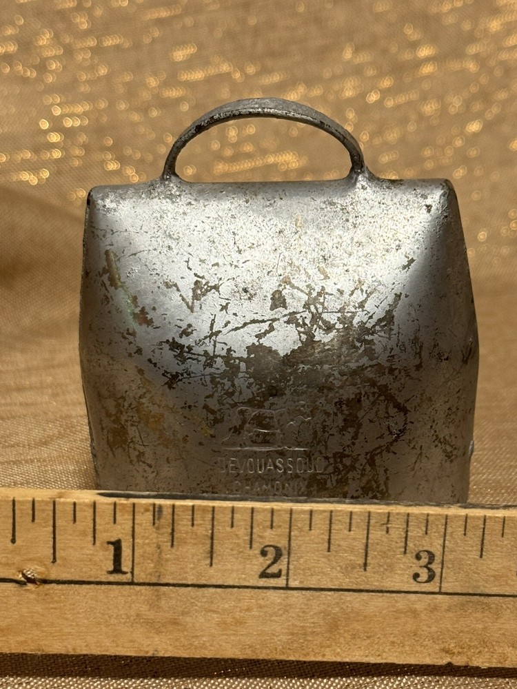 Vintage Devouassouo Chamonix 4/0 Bell