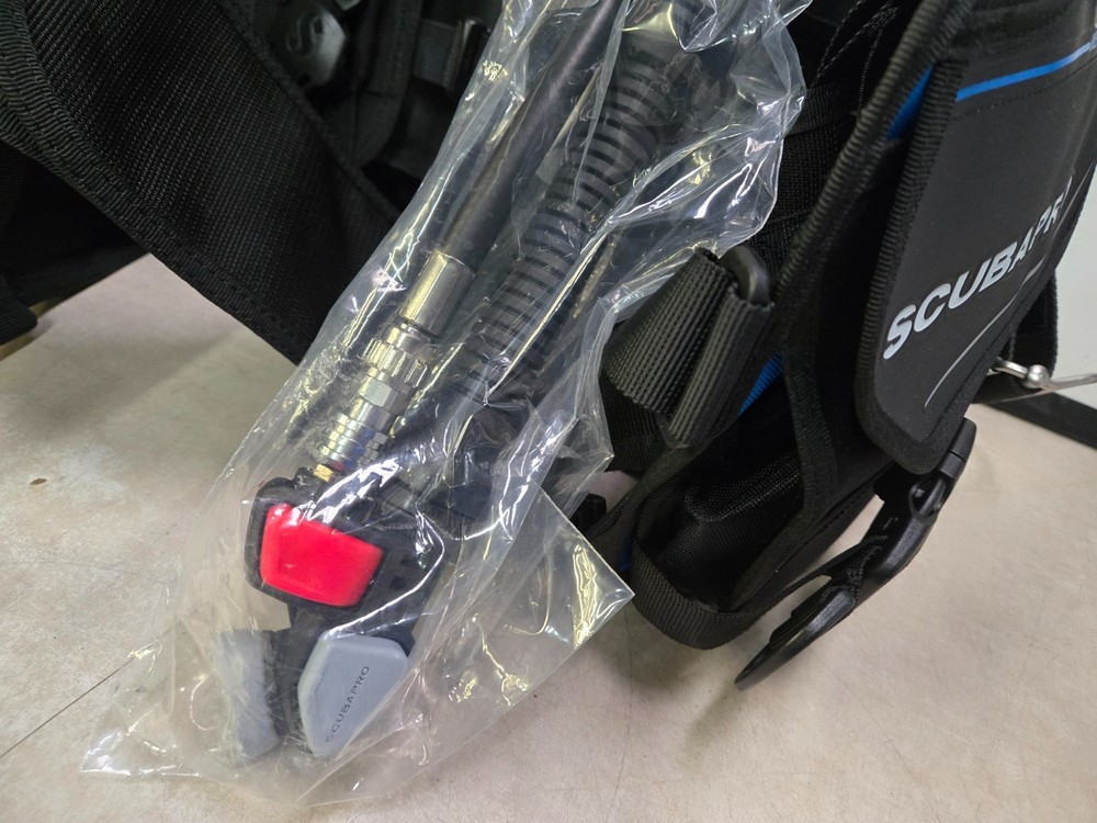 SCUBAPRO Level Weight Integrated System Medium WAS NEVER USED