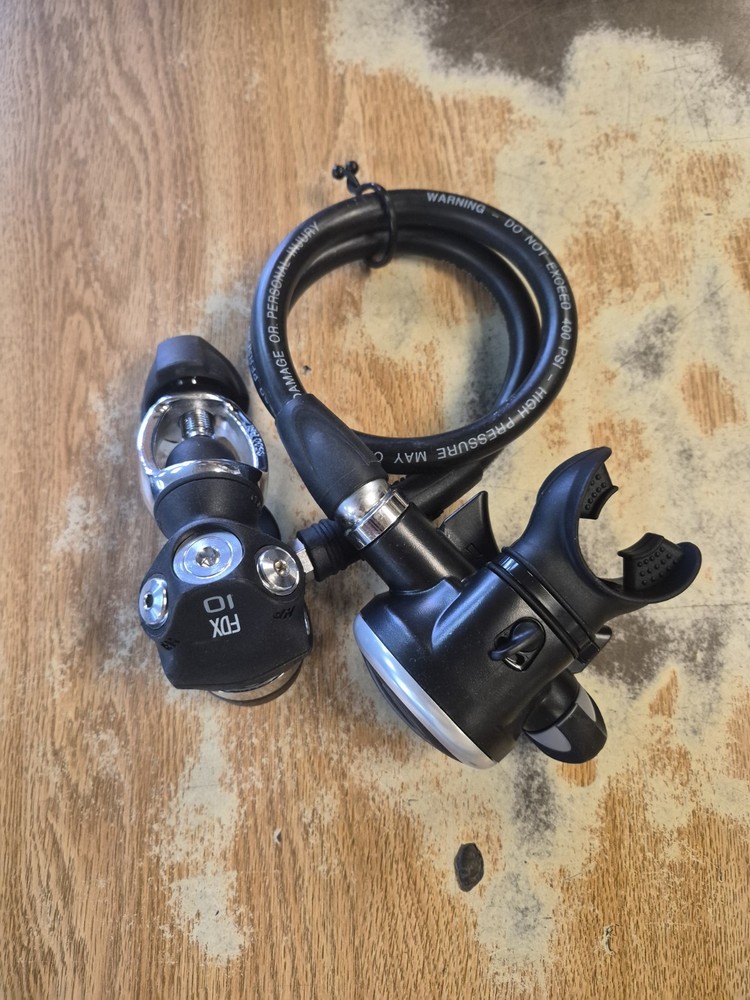 Oceanic Delta 4 FDX10