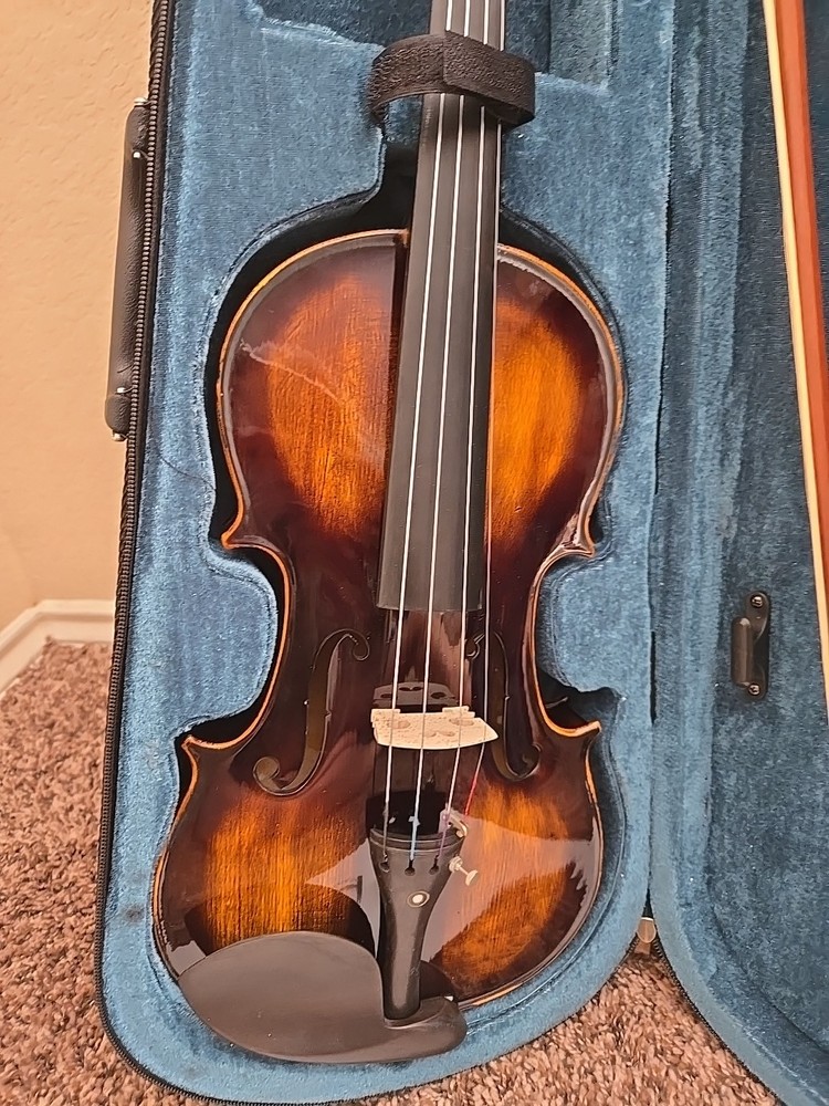 4/4 Violin Antique Style With Extra Strings Bow Case Rosin