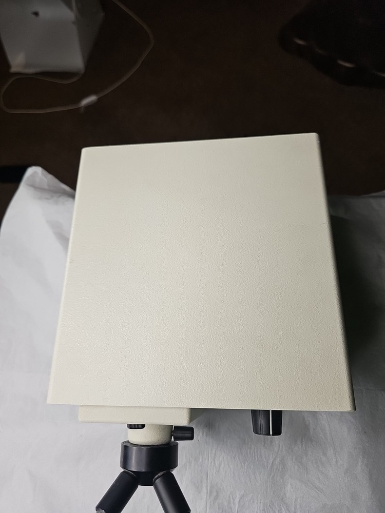 Fostec EKE 8300-12 Light Source With Dual Flexible Fiber Optic Attachment