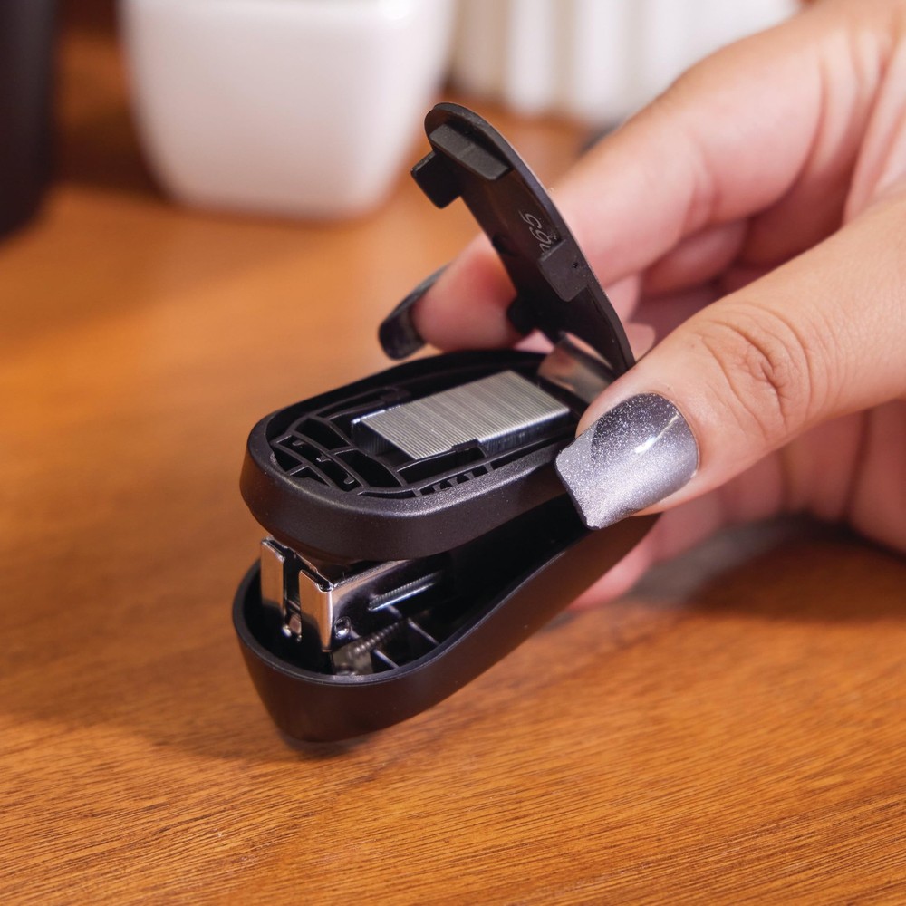 Swingline Tot Mini Stapler, 12 Sheet Capacity, Jam Free, includes Mini, Black