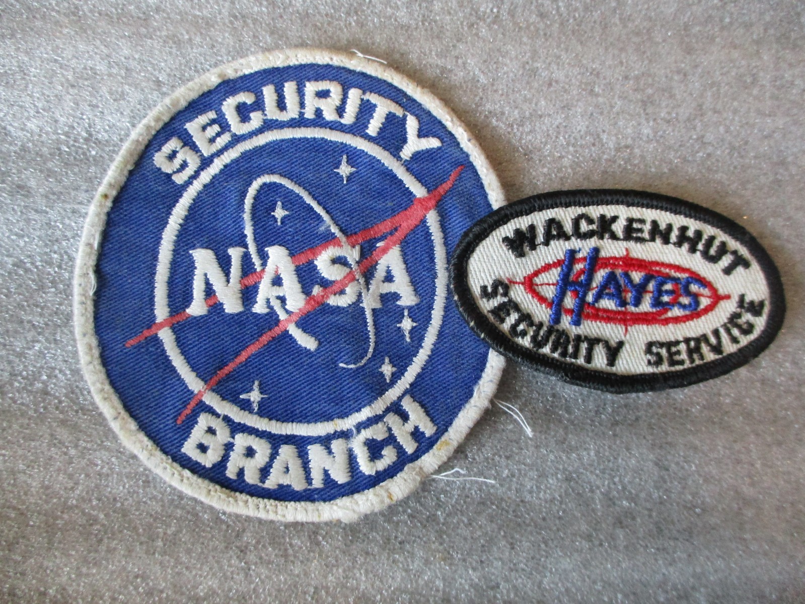 1965 NASA SECURITY BRANCH VECTOR MEATBALL + HAYES AEROSPACE SECURITY PATCHES