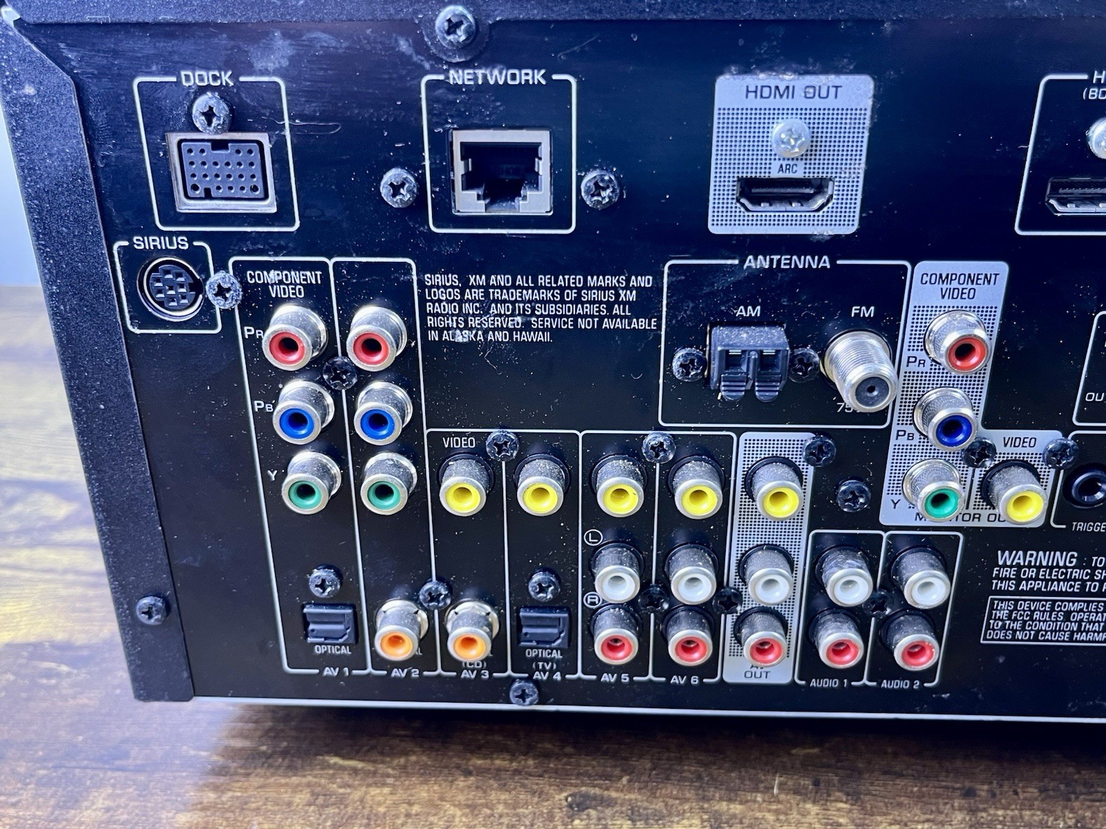 Yamaha RX V671 7.1 Channel 90 Watt/Channel AV Receiver HDMI Network Home Theater