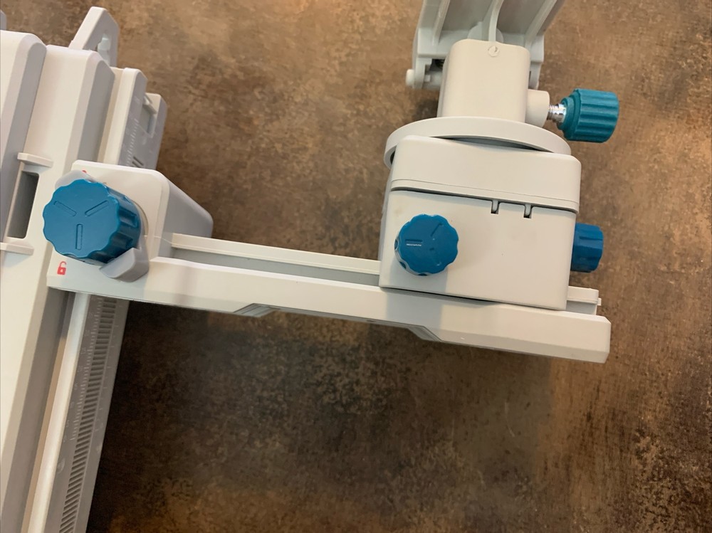 DECTEAM Fine Tuning Laser Level Mount - No Levels Included.