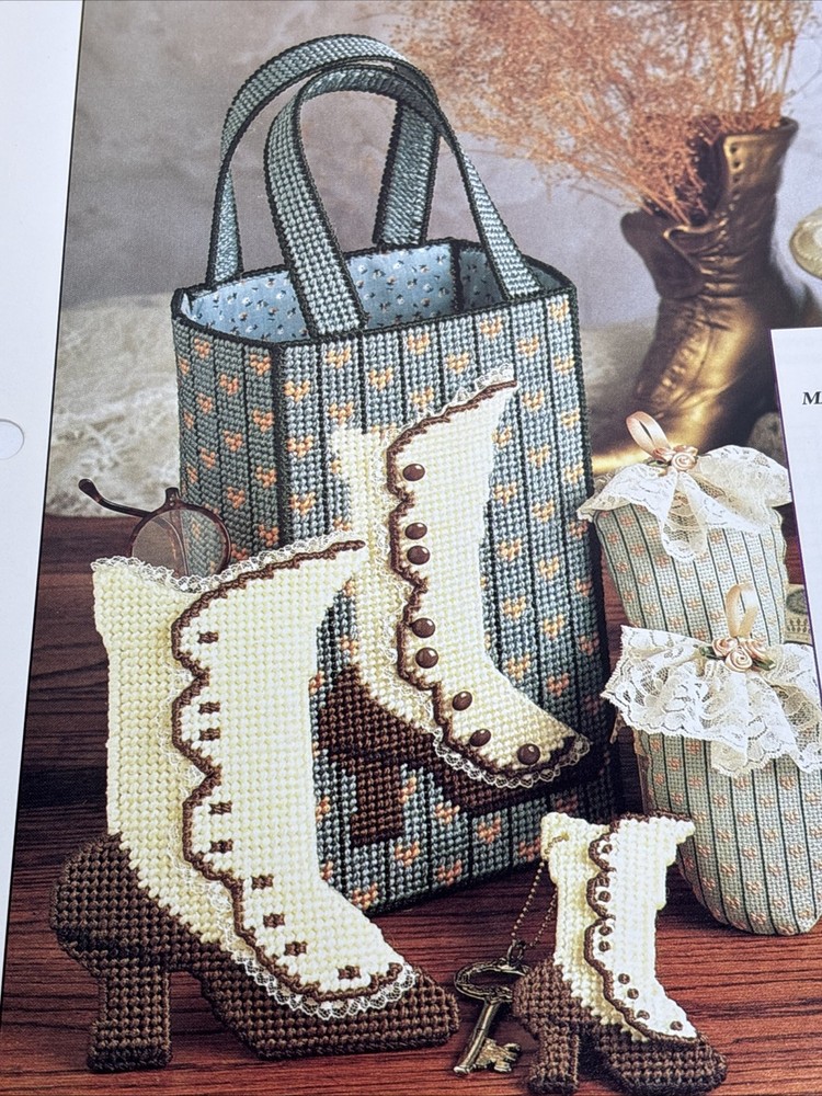 High Button Shoe Key Ring Eyeglass Case Annies Attic Plastic Canvas Pattern Page