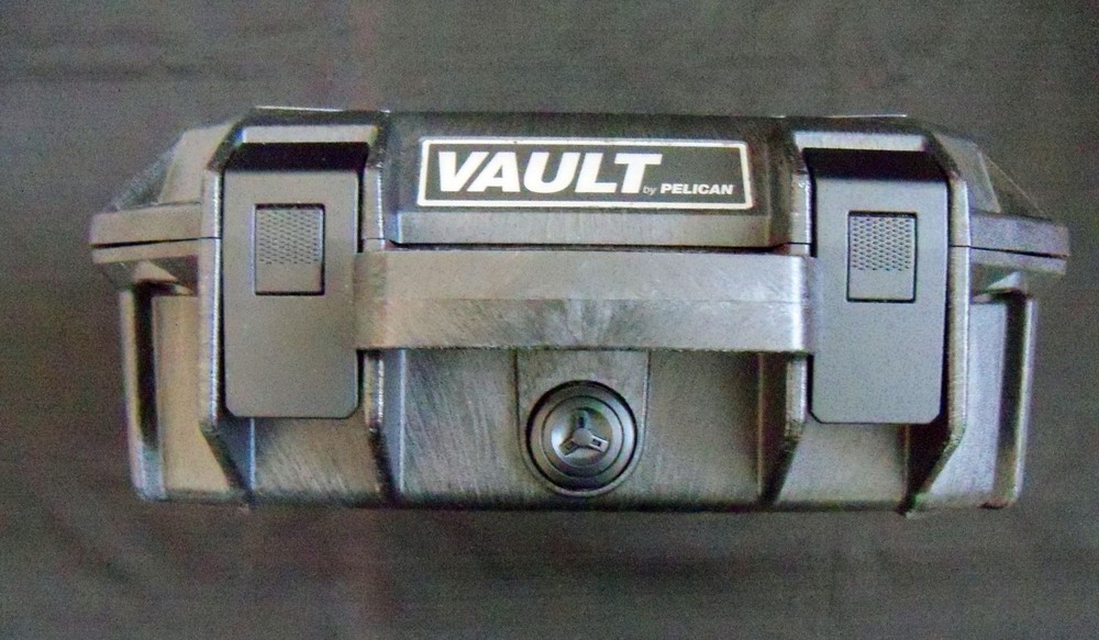 Vault V100 Gun Case