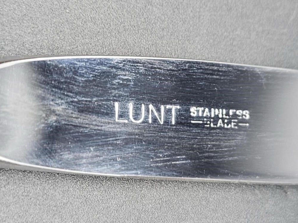Lunt Silversmiths Haverford Pattern Silverplate Flatware 33 Pieces