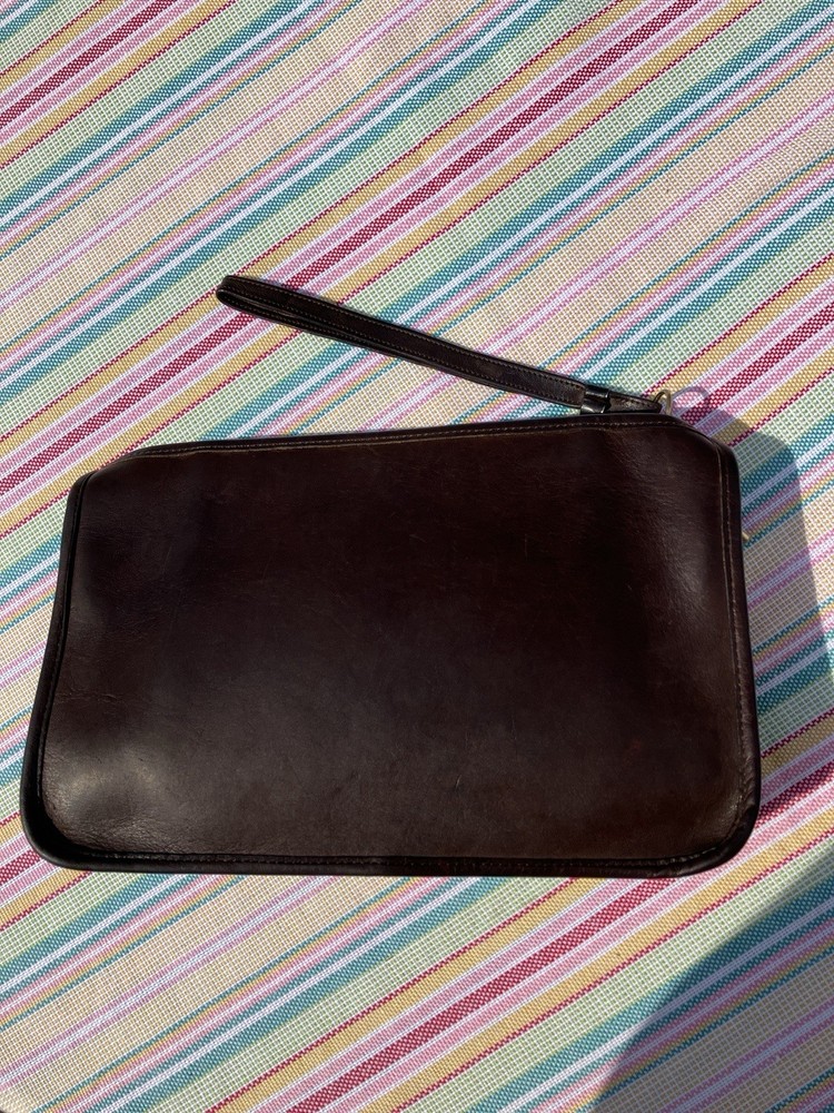 Coach Basic Bag/Clutch Brown Leather, MISSING Crossbody Strap