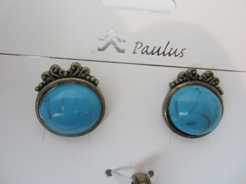 Turquoise Lucite Stud Brass Base Pendant Earring Set
