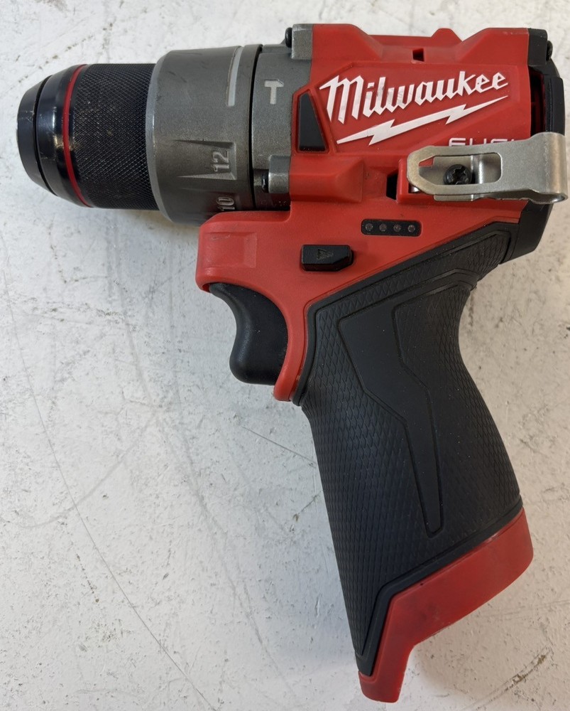 MILWAUKEE TOOLS 3404-20 (P15027367)