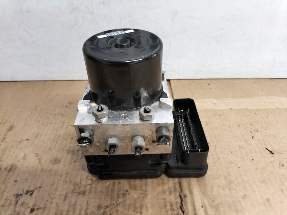 2015 VOLVO V60 ABS PUMP CONTROL MODULE P314233348 (H5)