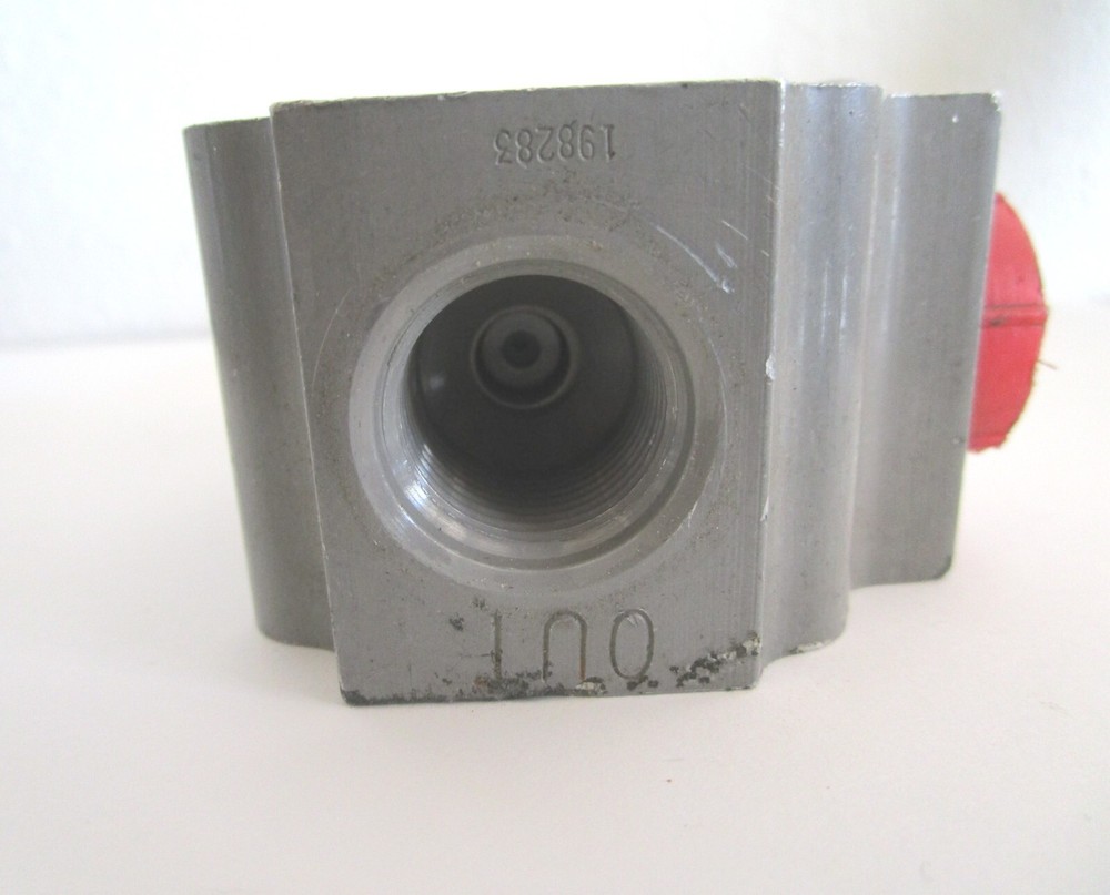 Bendix 190585-1 Valve Solenoid