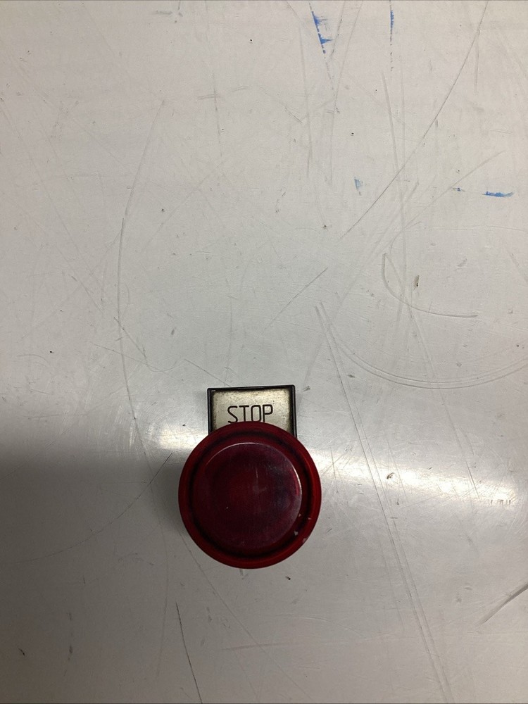 Red Pilot Light Indicator Lamp Panel Mount, Industrial Control (no part #) N-930
