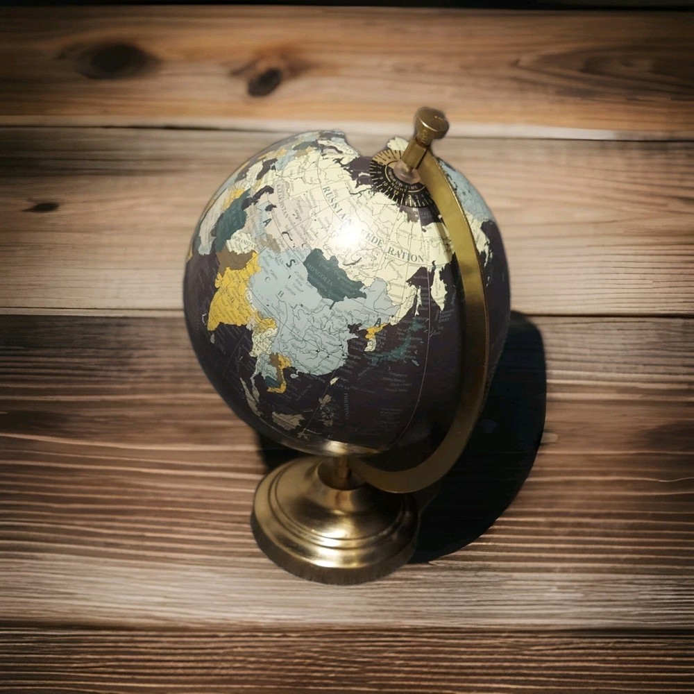 2020 Black Small Globe  DesignCo 15in