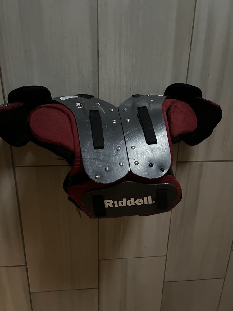 Riddle Shoulder Pads