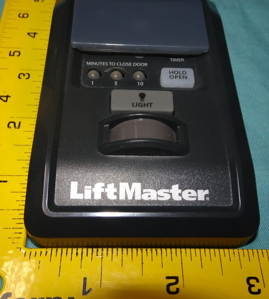 == Liftmaster 881LMW Motion Detecting Control Panel Push Button Light Switch