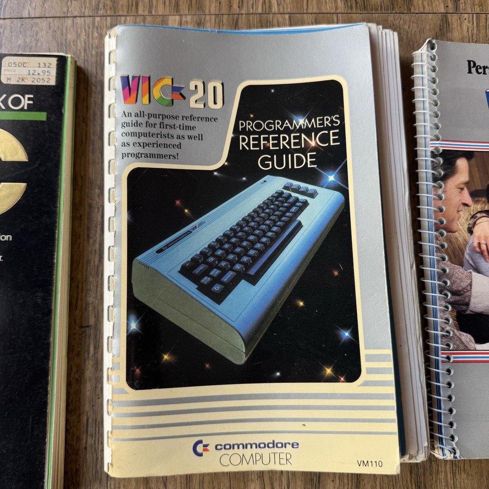 VTG Commodore VIC-20 5 Book Lot Mastering Programmer’s User Guide Compute Games