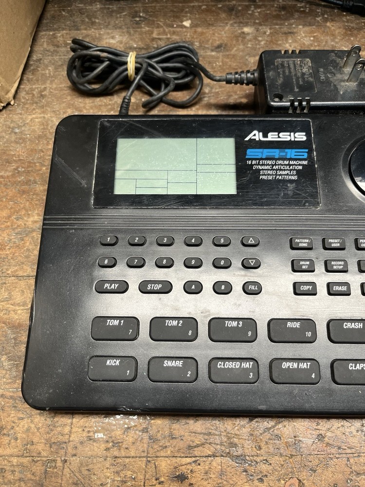 Used Alesis SR 16 16 Bit Stereo Drum Machine