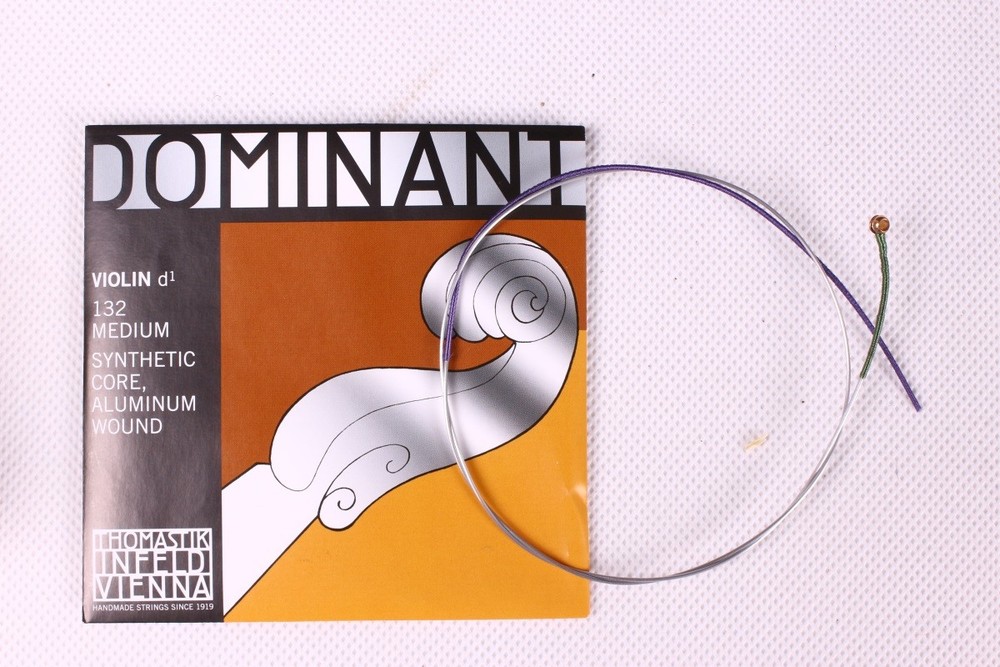 New Thomastik Dominant 135B Violin String 4/4 Full Set (G-D-A-E)