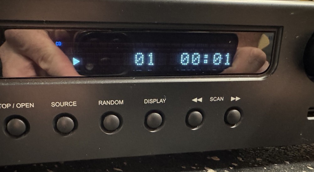 NAD C546BEE Single CD Player Without Remote with USB and Optical Outputs