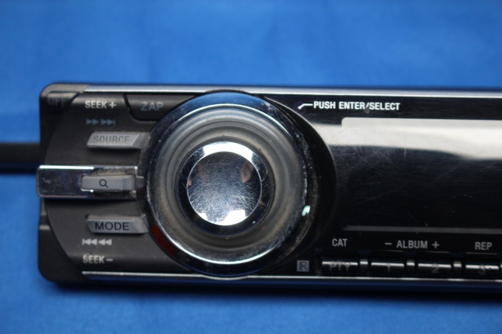 Sony CDX GT640UI Faceplate