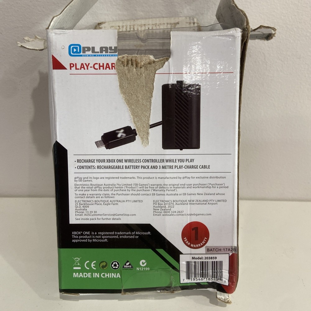 For Xbox One | Play Charge Kit