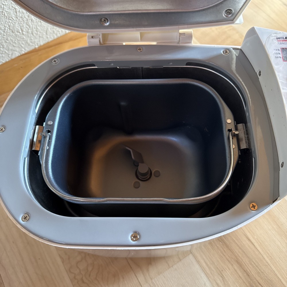 Welbilt Bread Maker (Model ABM2H60),used In Great Condition Testedworks